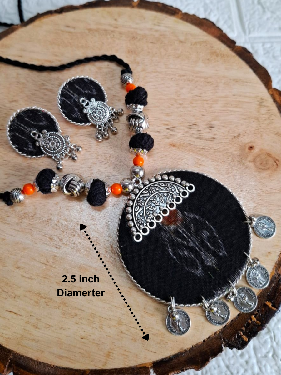Black Large Round Necklace Set With Earrings