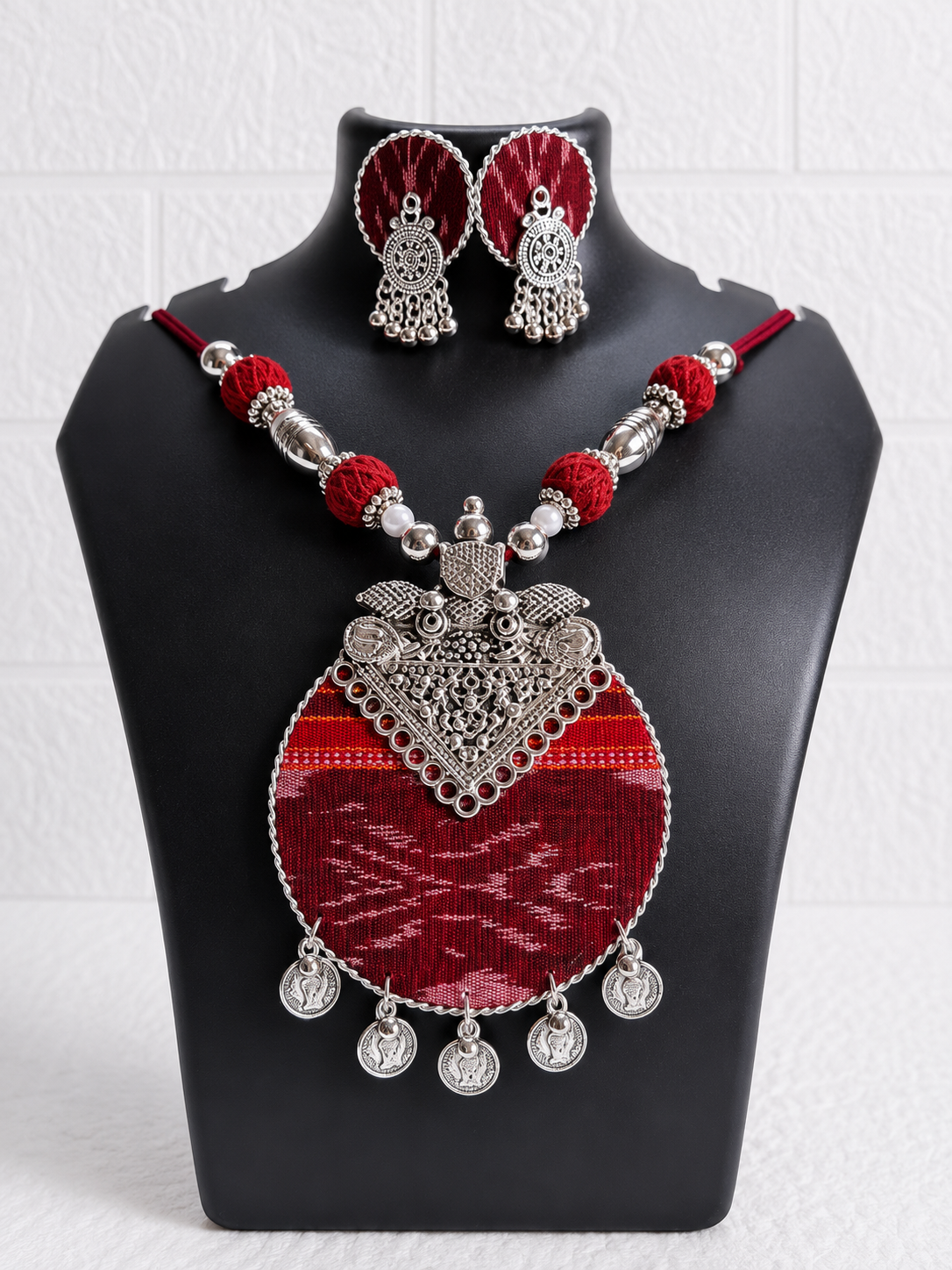 Maroon Round Big Sambalpuri Fabric Necklace Set With Earrings