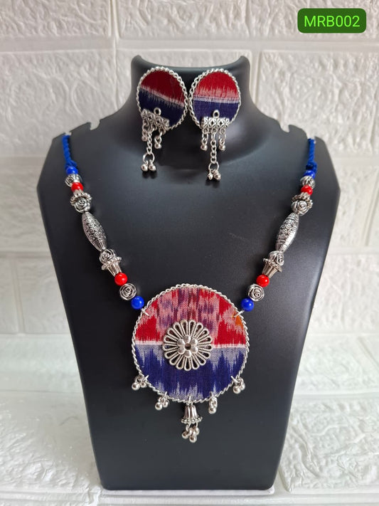Red & Blue Round Medium Necklace Set With Earrings